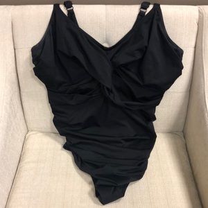 Ladies bathing suit, Sz. M